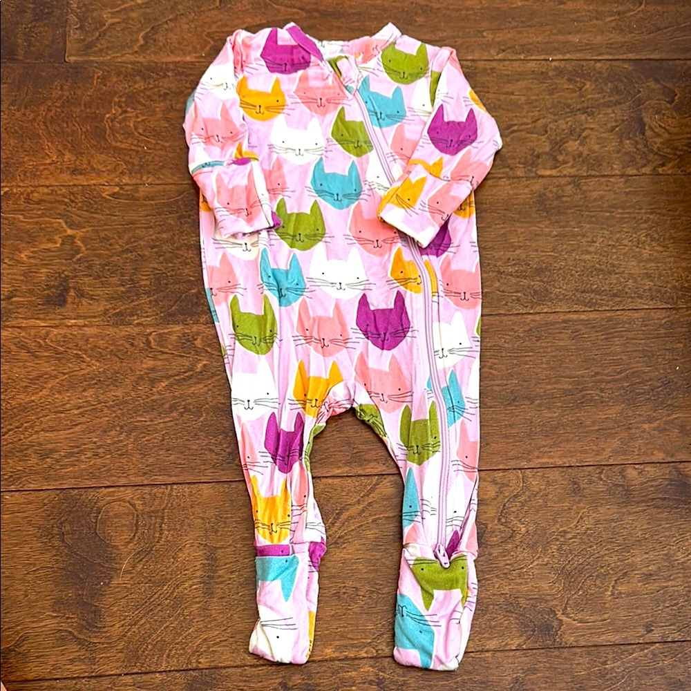 Pink Chicken Bamboo Footie